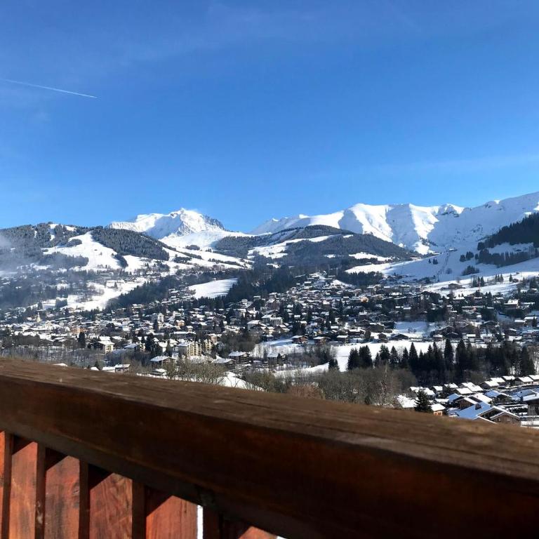 Confortable 3 pièces à Megève avec Wi-Fi et garage à skis - Appartement 2 Chambres - 8