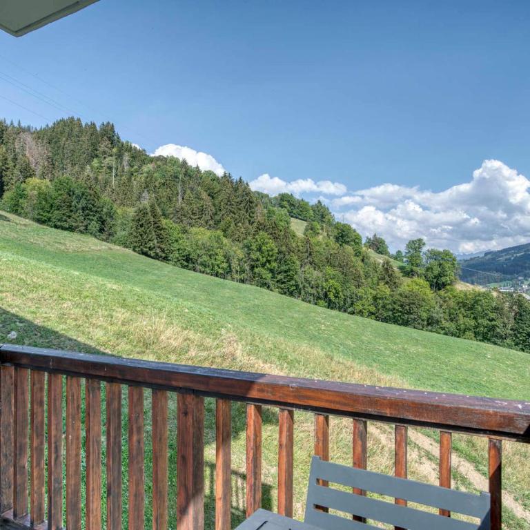 Confortable 3 pièces à Megève avec Wi-Fi et garage à skis - Appartement 2 Chambres - 9
