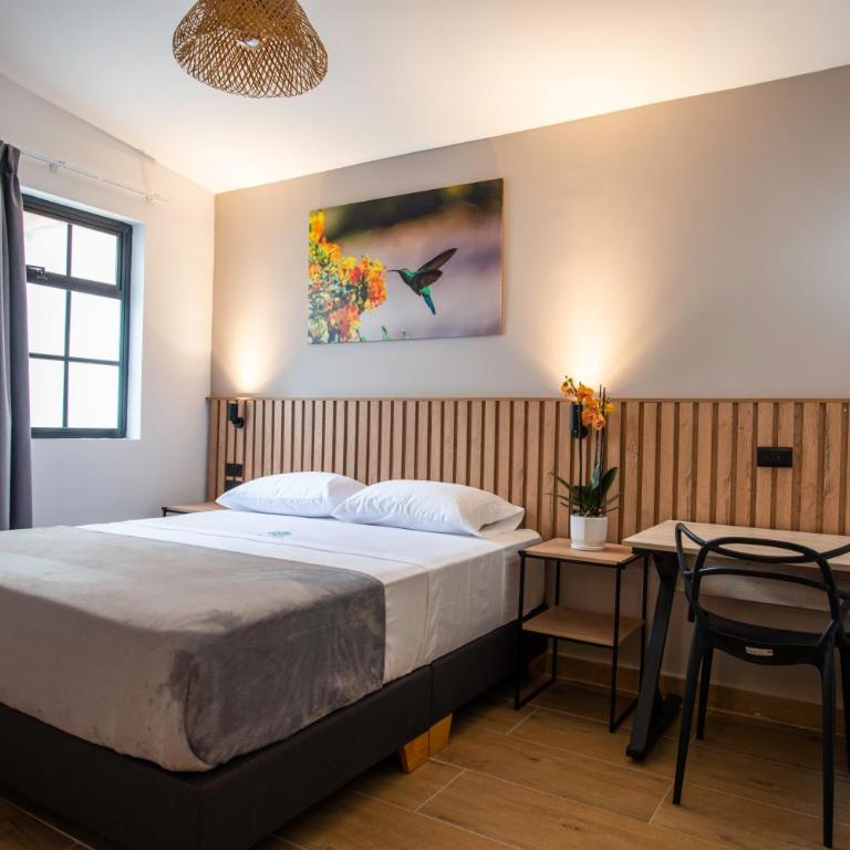 Vita Hotel Boutique - Aire Acondicionado & Desayuno - Deluxe Queen Room - 1