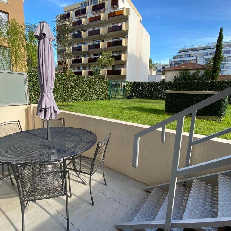 Fantastic Two-bedroom Apartment with garden near the beach - Appartement 2 Chambres - 9