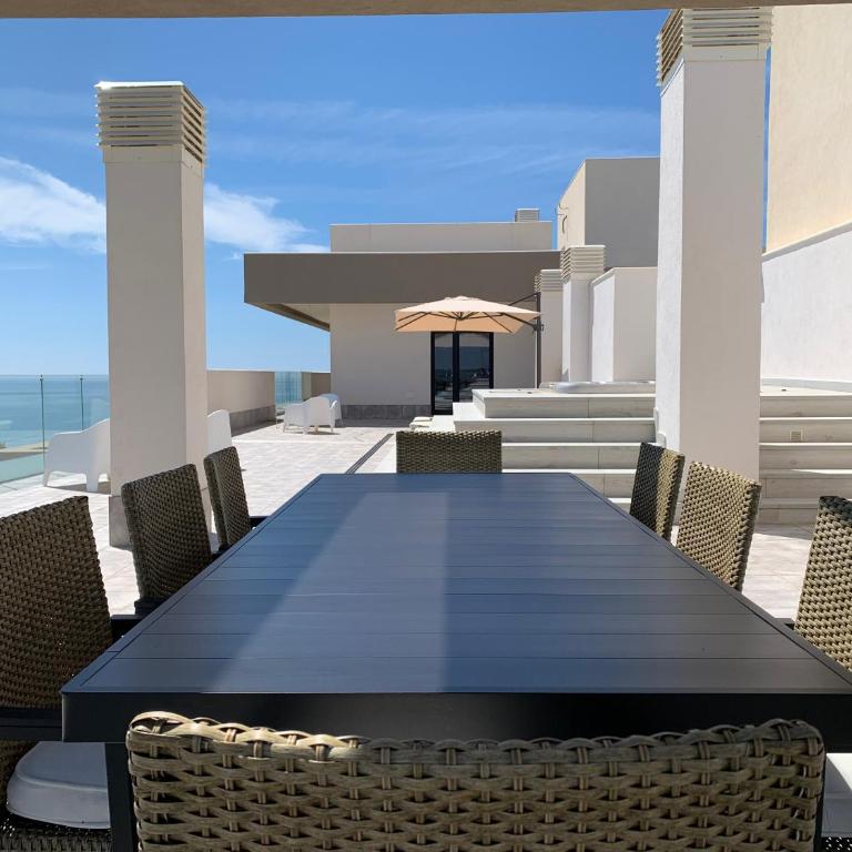 Penthouse with wide terrace next to the ocean - Apartamento de 3 dormitorios - 11