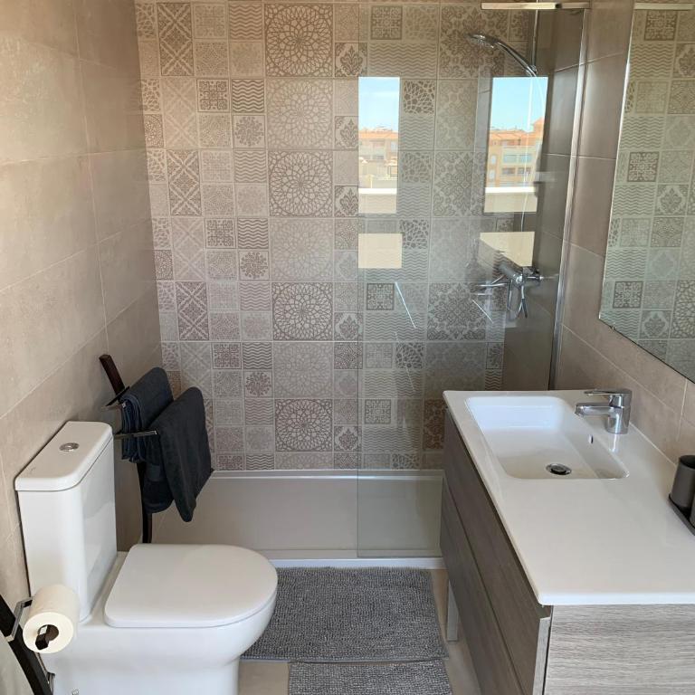 Penthouse with wide terrace next to the ocean - Apartamento de 3 dormitorios - 24
