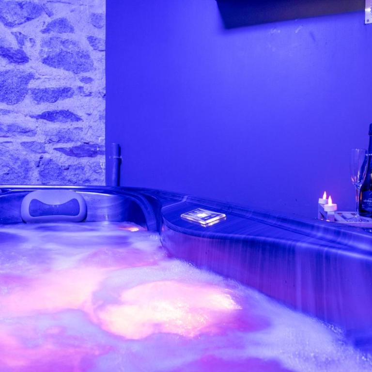 Cosy Room Jacuzzi Romantique - Apartment mit 1 Schlafzimmer - 1
