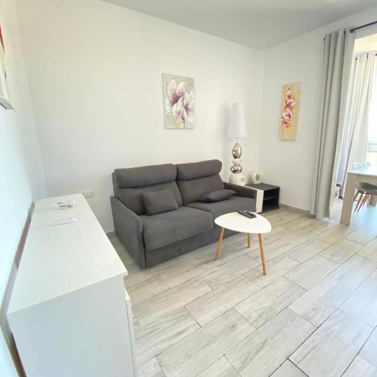 Studio avec Piscine et Parking - One-Bedroom Apartment - 2