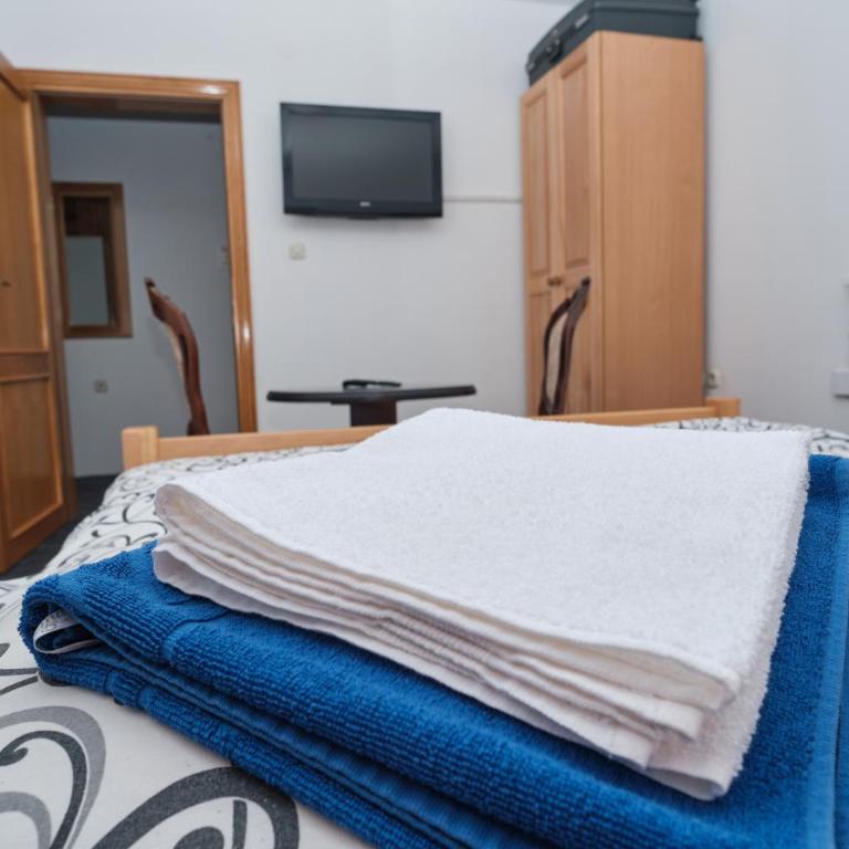 Apartment Bistrik medresa - free parking - Two-Bedroom Apartment - 13