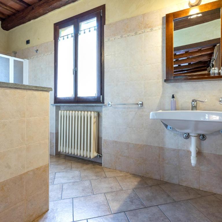 Cascina Veja - Habitación adaptada para personas con movilidad reducida - Cama grande - 3