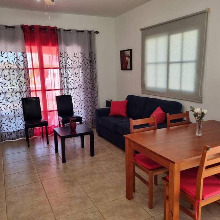 Villa Maracay-Caleta de Fuste-fiber optic 600mb - Two-Bedroom Villa - 4