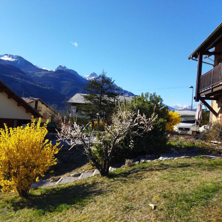 Le Ginkgo - Mont Dauphin - Chambre Double - Vue sur Montagne - 7