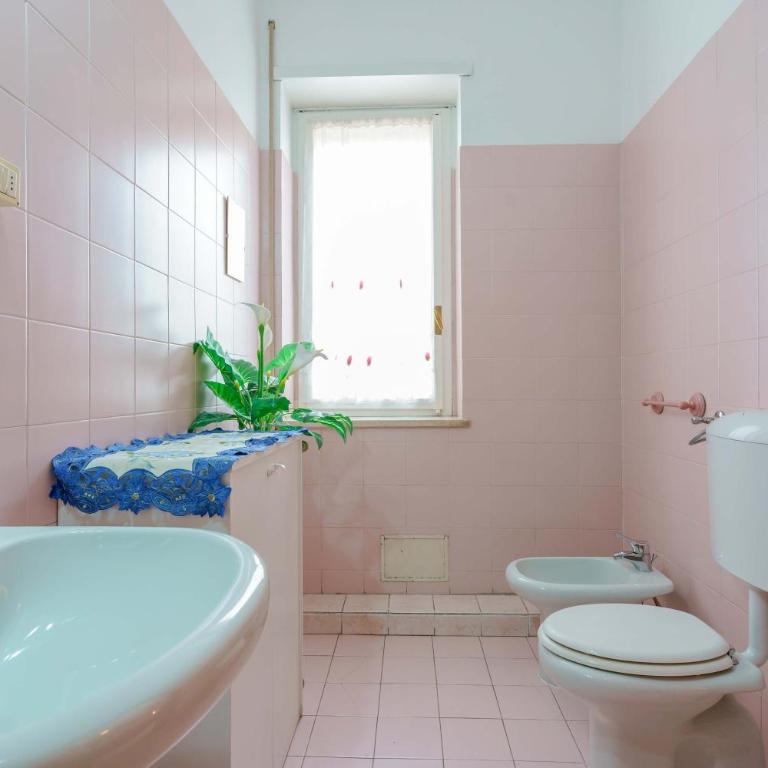 Bed and Breakfast Dolce Vita Bologna - Camera Matrimoniale con Bagno Privato - 14