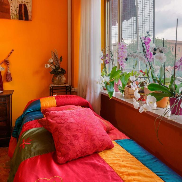 Bed and Breakfast Dolce Vita Bologna - Camera Matrimoniale con Bagno in Comune - 2