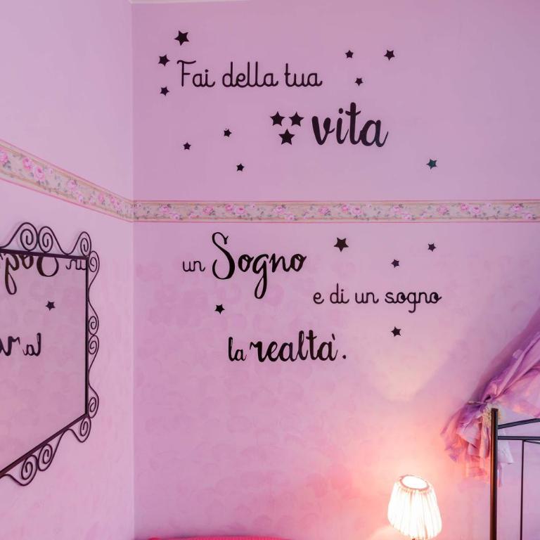 Bed and Breakfast Dolce Vita Bologna - Camera Matrimoniale con Bagno in Comune - 18