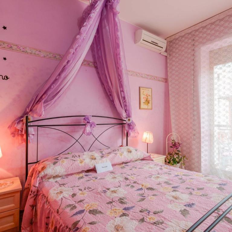 Bed and Breakfast Dolce Vita Bologna - Camera Matrimoniale con Bagno in Comune - 17