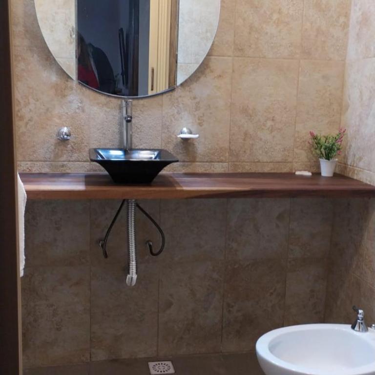 Danimar - Three-Bedroom House - 11