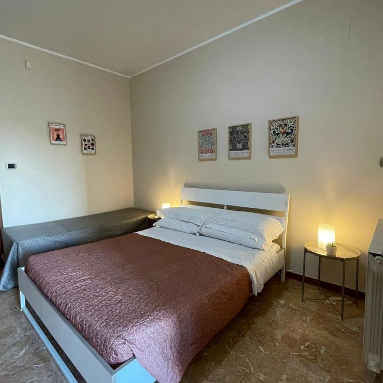 Casa Viola a 900 mt dalla Staz. Centrale - Camera Tripla con Bagno Privato - 16