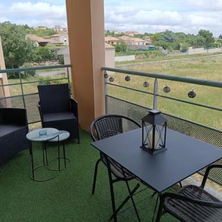 Le cocon de Marie,piscine, balcon, parking gratuit, baignoire - Apartamento de 1 dormitorio - 2