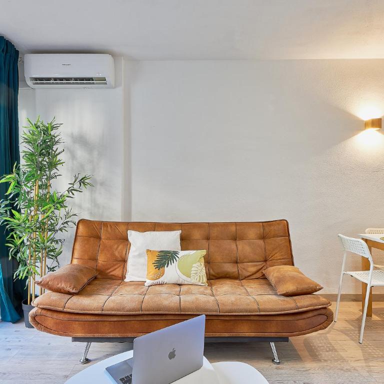 Lovely Home Estudio Jupiter Piscina - Studio with Balcony - 11