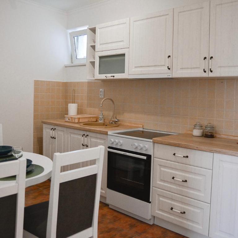 CROWN apartment 2 - Apartman sa 1 Spavaćom Sobom - 6
