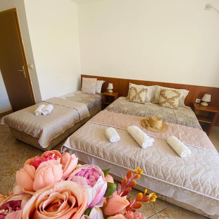 Miomir Perazic Apartments - Apartment with Sea View - 9