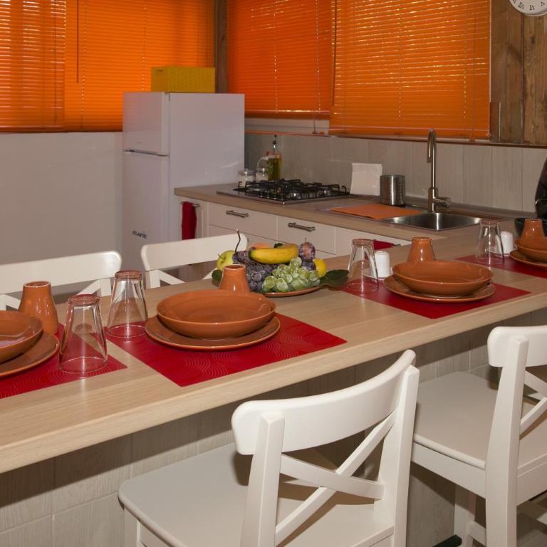 Rifa b&b - Camera Familiare con Bagno Privato - 8