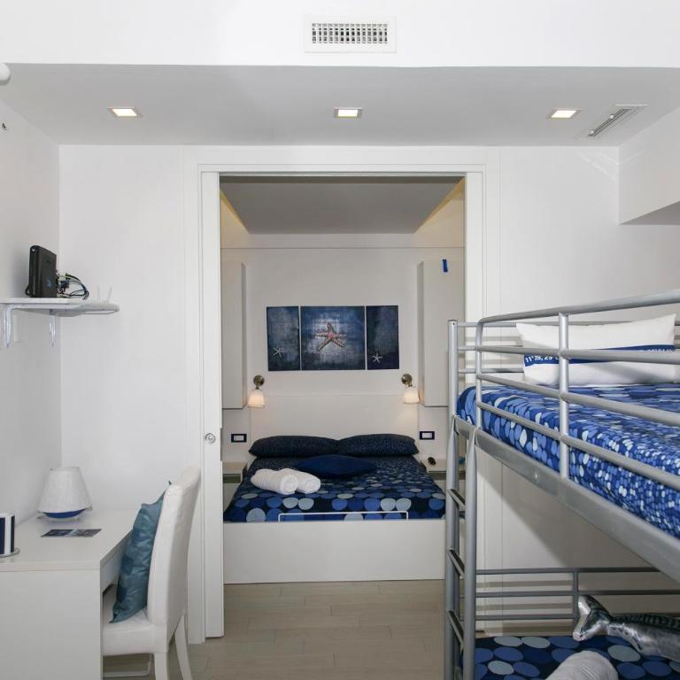 Rifa b&b - Camera Familiare con Bagno Privato - 1