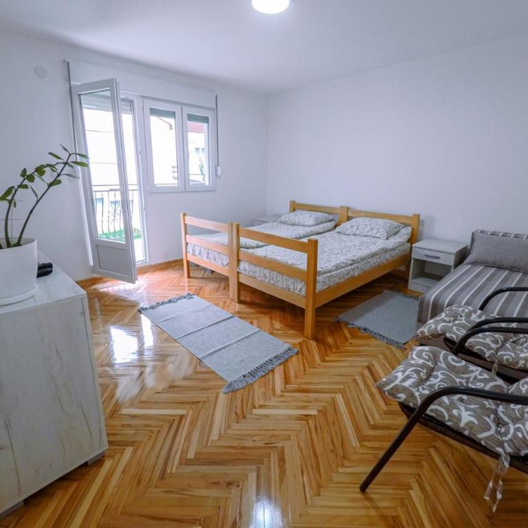 APARTMANI SIMONOVIC 2 - Apartman sa 2 Spavaće Sobe - 6