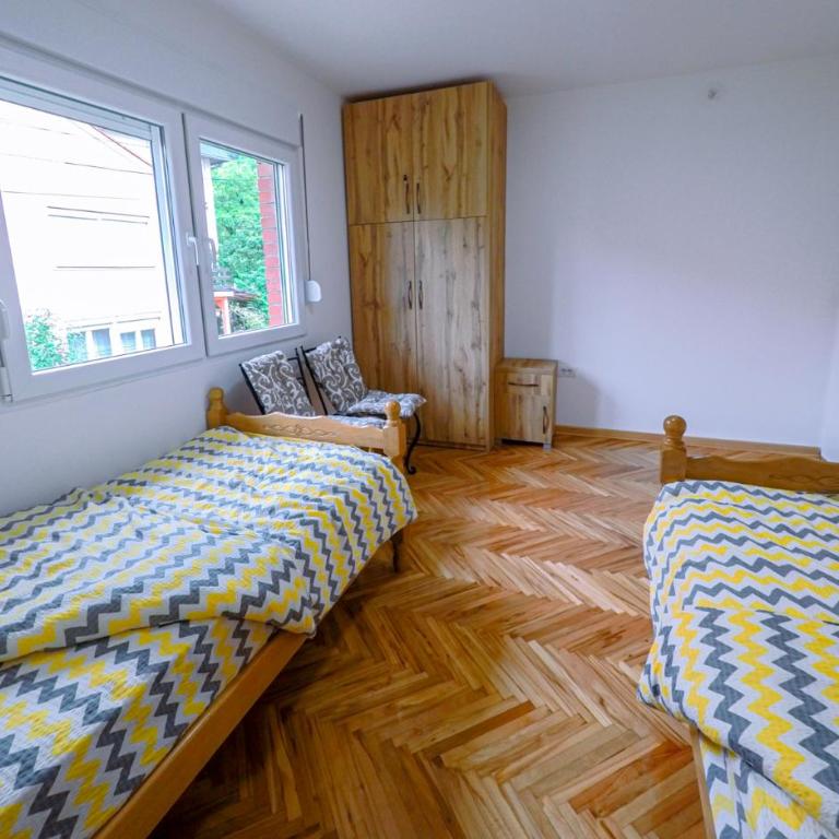 APARTMANI SIMONOVIC 2 - Apartman sa 2 Spavaće Sobe - 10
