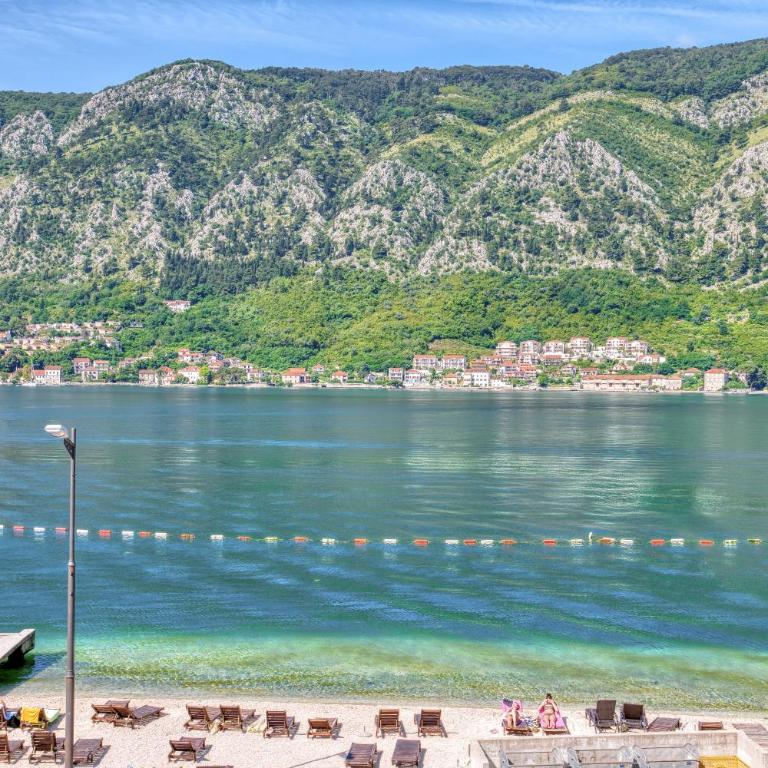 The Golden Luxury Apartments - Apartman sa 2 Spavaće Sobe, Terasom i Pogledom na More - 8