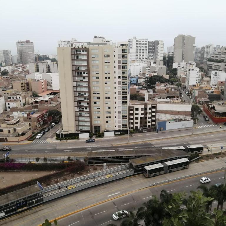 LOFT EN BARRANCO LIMITE CON MIRAFLORES - Monoambiente - One-Bedroom Apartment - 25