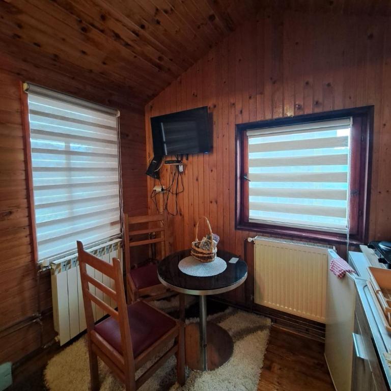 Studio apartman Dragana - One-Bedroom Apartment - 6