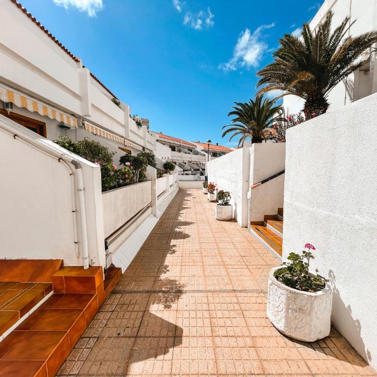 Exclusive Francy's apartment in Garden City, Sant'Eugenio - Apartamento - 44