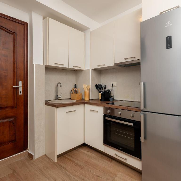Apartment Amigo Old Town Kotor - One-Bedroom Apartment - 4