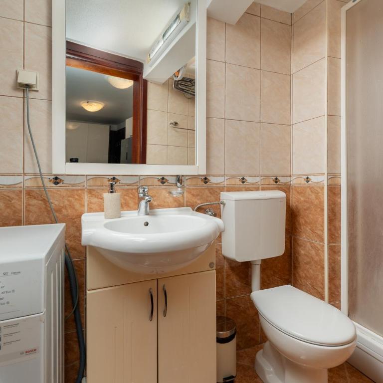 Apartment Amigo Old Town Kotor - One-Bedroom Apartment - 8