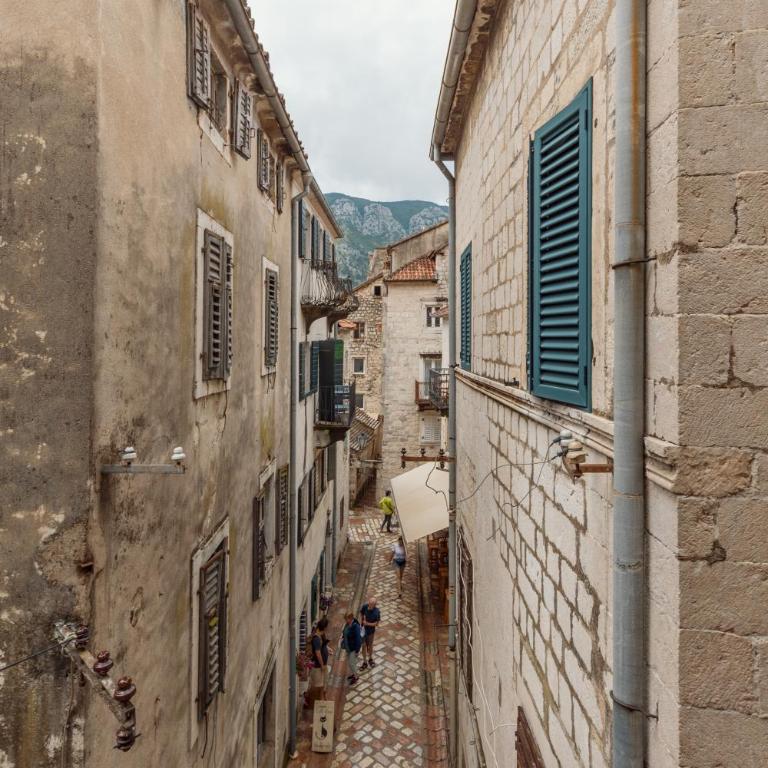 Apartment Amigo Old Town Kotor - One-Bedroom Apartment - 12