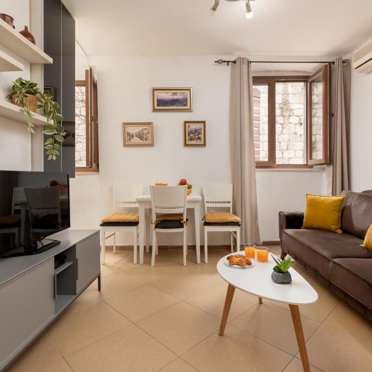 Apartment Amigo 2 Old Town Kotor - One-Bedroom Apartment - 6