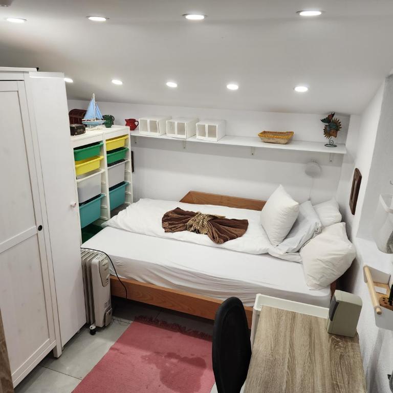 Professor's Krunska Studio - One-Bedroom Apartment - 3