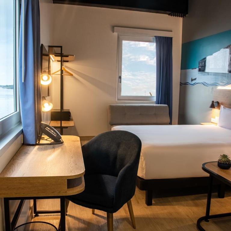 Ibis Styles El Malecon Guayaquil - Deluxe Double Room with Sofa Bed - 6