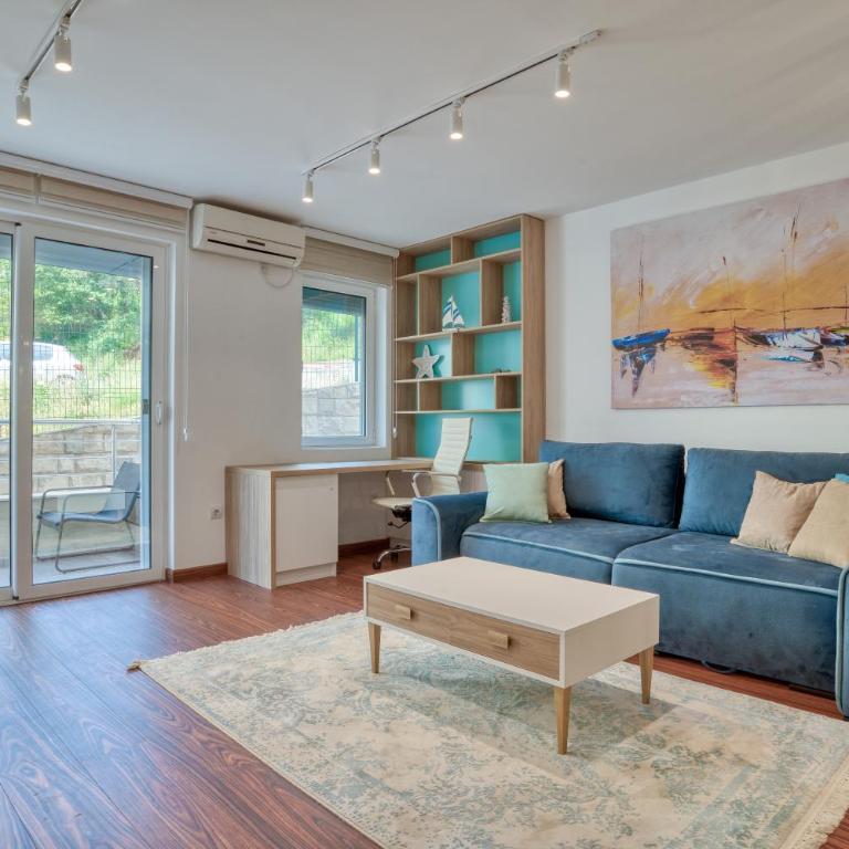 Blue Lagoon - One-Bedroom Apartment - 3