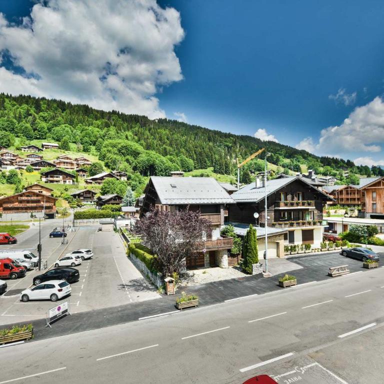 Charmant T2 avec mezzanine près des pistes et du centre des Gets - 5 pers., balcon, parking, wifi - FR-1-685-72 - Appartamento - 4