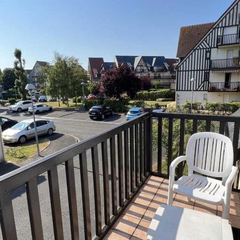 Appartement T3 cosy, proche plage et thalasso, avec balcon et équipements modernes, WiFi inclus - FR-1-487-356 - Apartment - 5