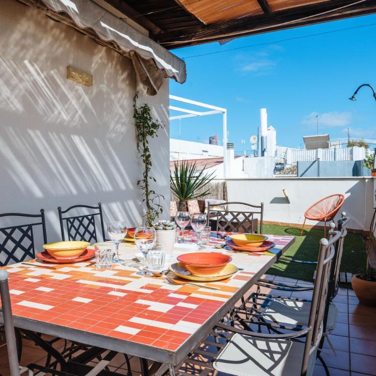 HomeySeville-Amazing Penthouse Giralda Views 8 pax, Parking Optional - Apartamento - 69