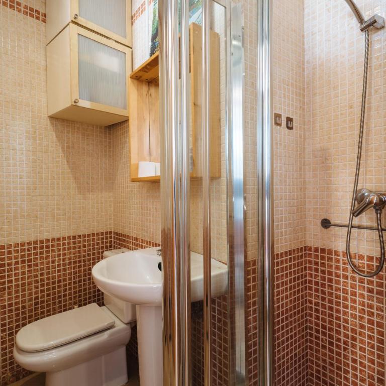 HomeySeville-Amazing Penthouse Giralda Views 8 pax, Parking Optional - Apartamento - 11