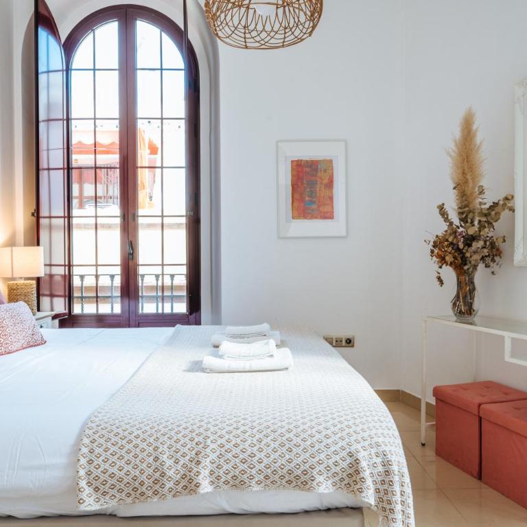 HomeySeville-Amazing Penthouse Giralda Views 8 pax, Parking Optional - Apartamento - 2