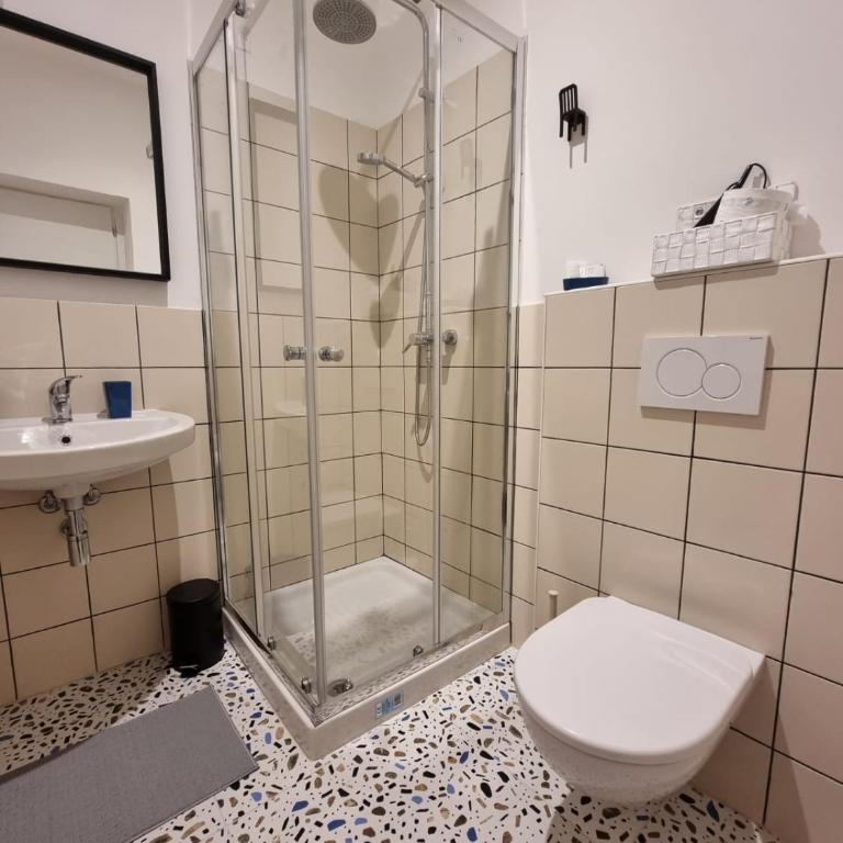 Three Rooms Alghero - Camera Matrimoniale con Bagno Privato Esterno - 28
