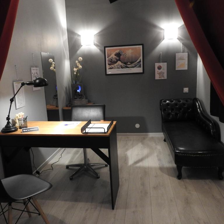 Love room "Nuit Blanche" - spa - Studio mit Queensize-Bett - 13