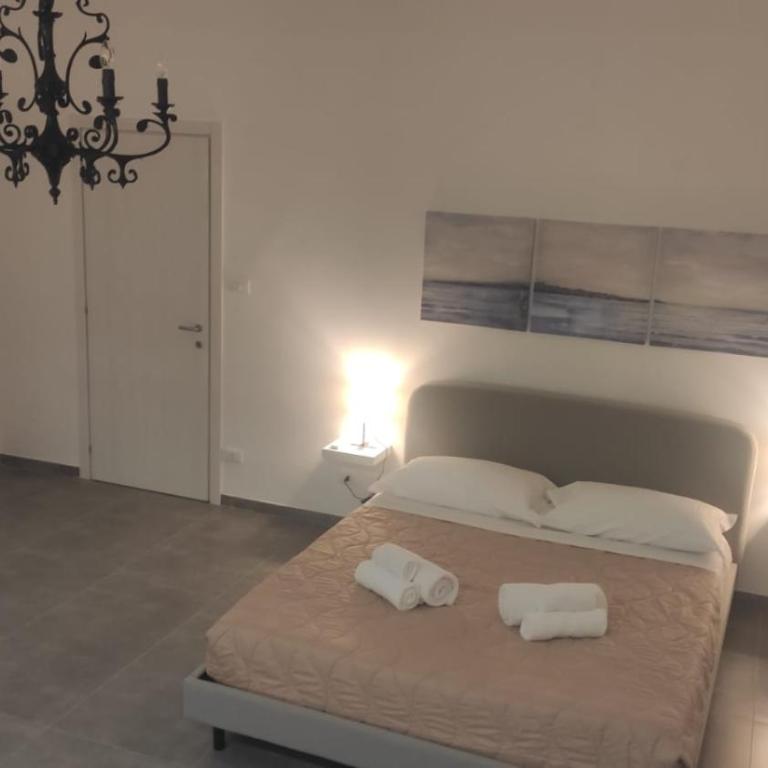 Silver House - Two-Bedroom Apartment - 7