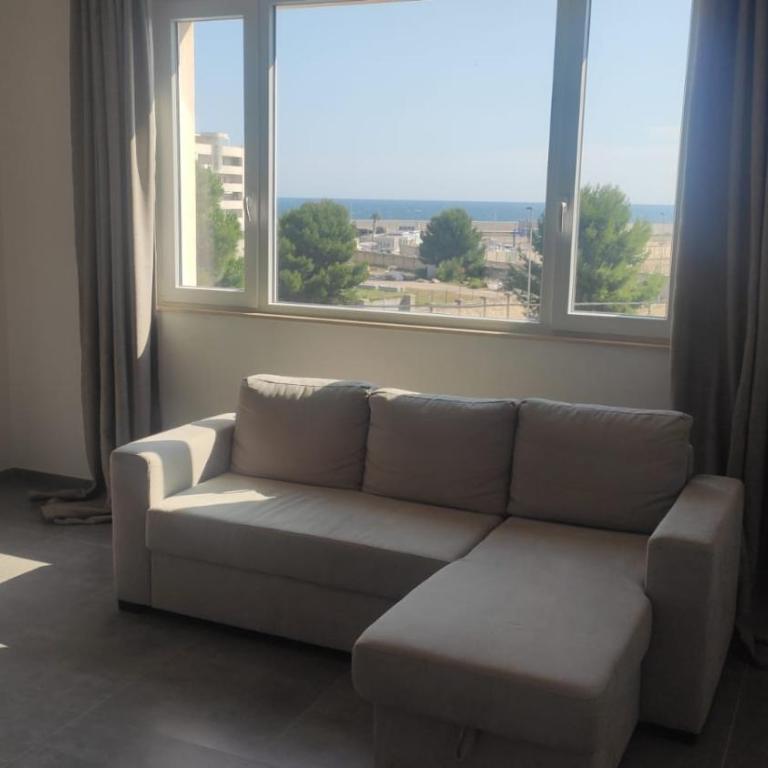 Silver House - Two-Bedroom Apartment - 9