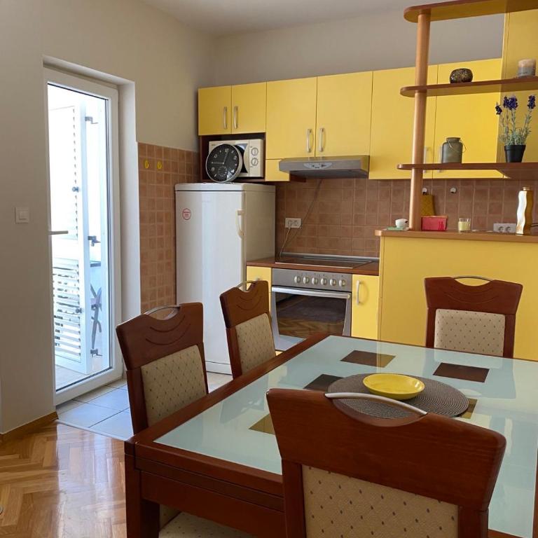 First line Apartment Petrovac - Apartman sa 1 Spavaćom Sobom - 4