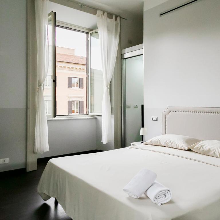 DM69 - Termini Monti Crossroads - Camera Matrimoniale con Bagno Privato - 10