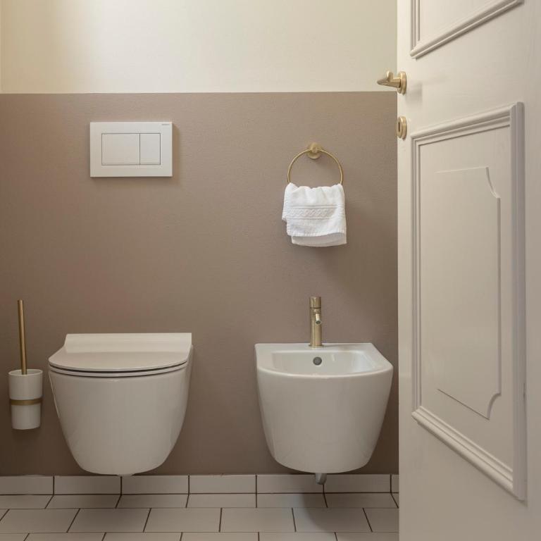 Villa Helvetia - Suite King con Balcone - 5