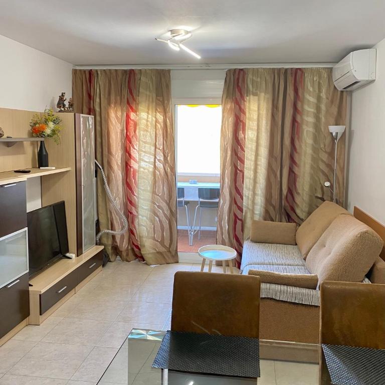 Classy Apartments - Apartamento Deluxe - Avenida de Miguel Hernández, 44 - 9